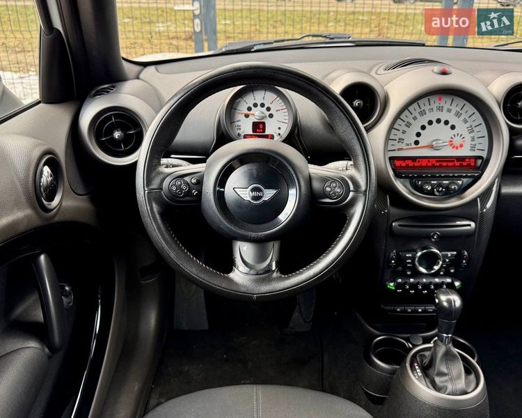 Хэтчбек MINI Cooper 2011 в Киеве