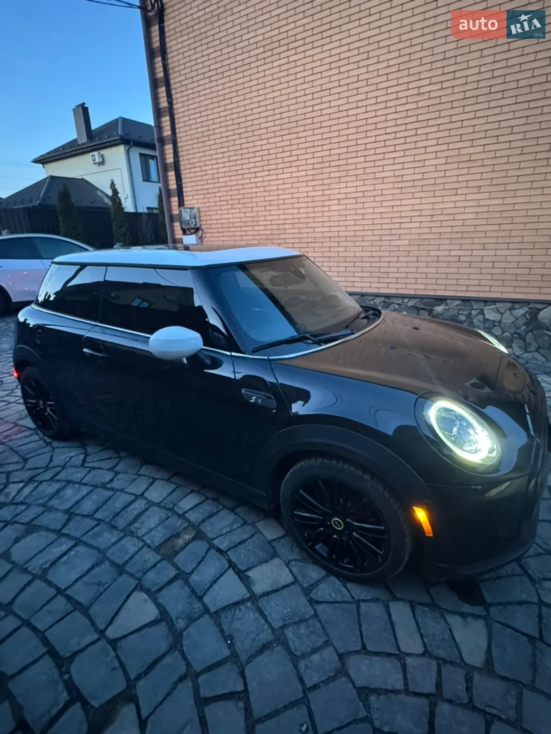 2023 MINI Cooper - мініатюра 3