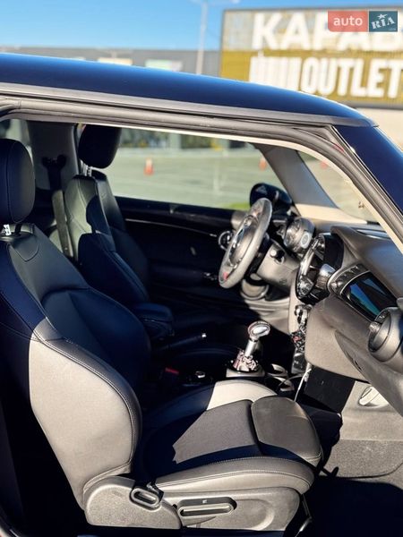Хетчбек MINI Cooper 2019 в Києві