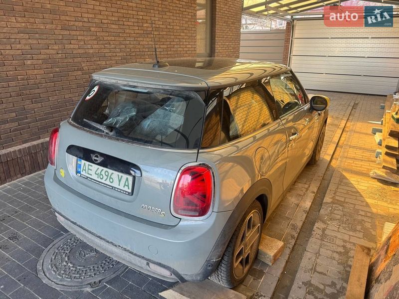 Хэтчбек MINI Cooper 2021 в Днепре