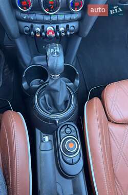 Хэтчбек MINI Cooper 2016 в Львове