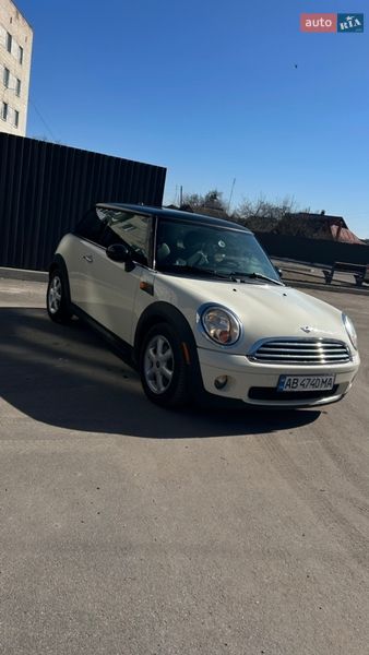 2010 Mini Cooper, VIN WMWMF3C53ATZ67630:plate — фото 1 (autoria)
