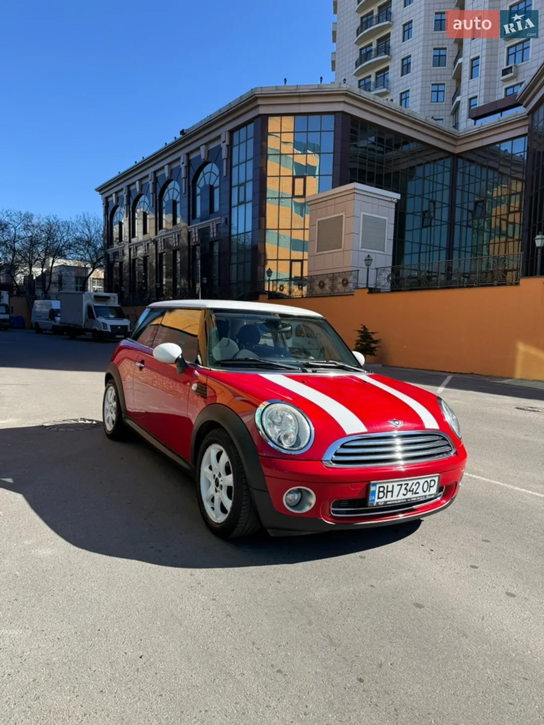 2010 MINI Cooper - мініатюра 3