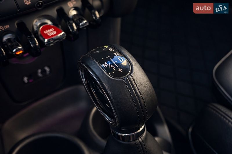 Хетчбек MINI Cooper 2016 в Івано-Франківську