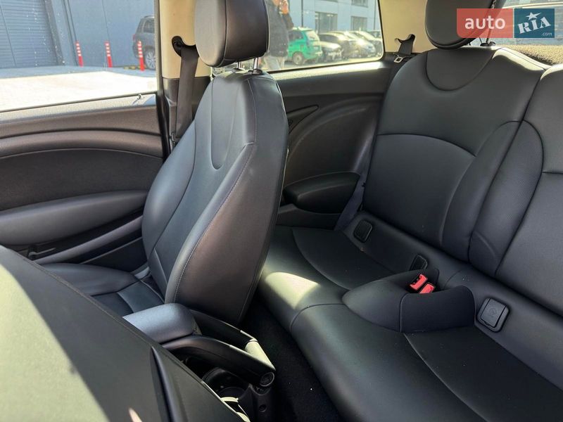 Хетчбек MINI Cooper 2013 в Києві