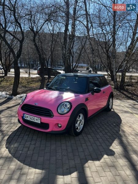 Хэтчбек MINI Cooper 2013 в Житомире