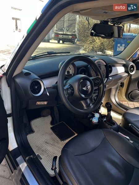 Хэтчбек MINI Cooper 2013 в Житомире