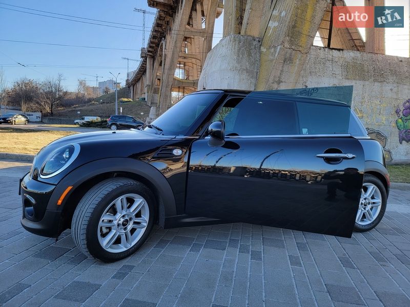 Хетчбек MINI Cooper 2011 в Дніпрі