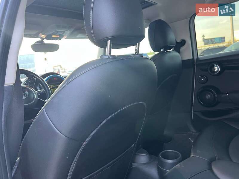 Хетчбек MINI Cooper 2015 в Львові