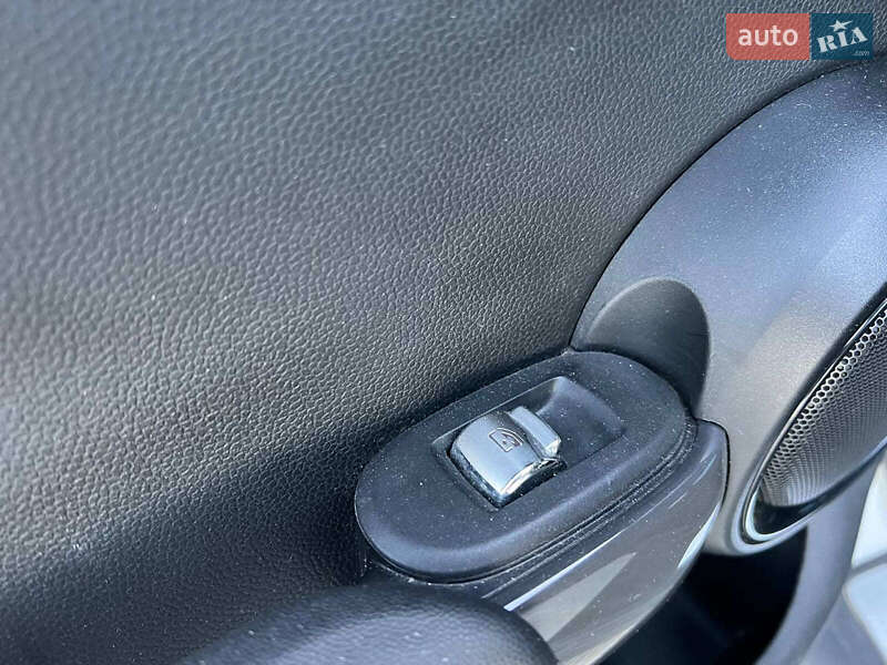 Хетчбек MINI Cooper 2015 в Львові