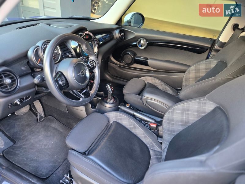Хэтчбек MINI Cooper 2018 в Одессе
