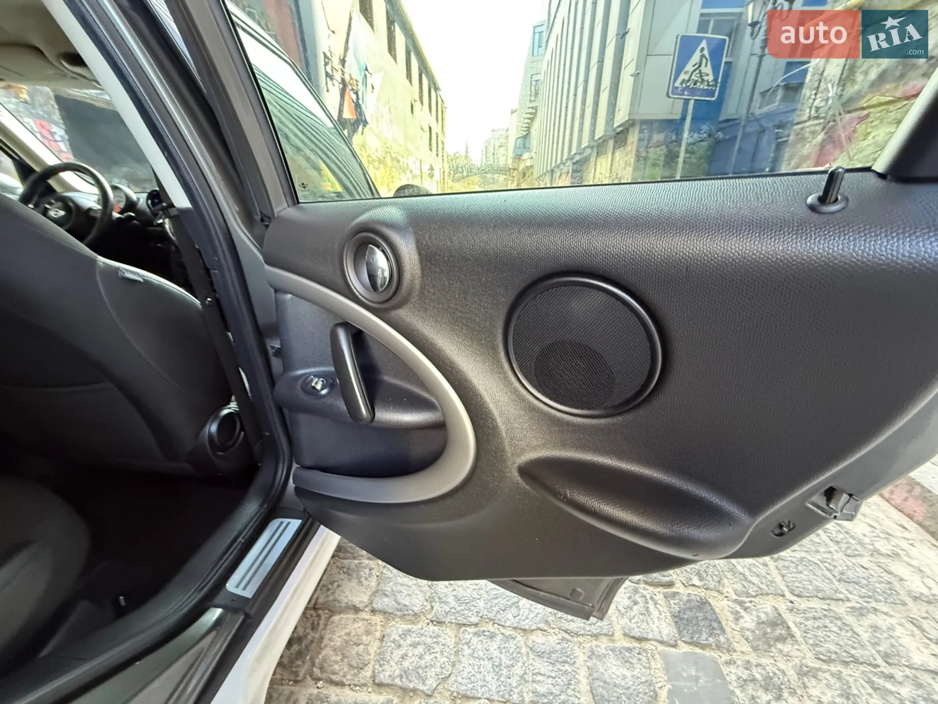 2013 MINI Cooper - мініатюра 81