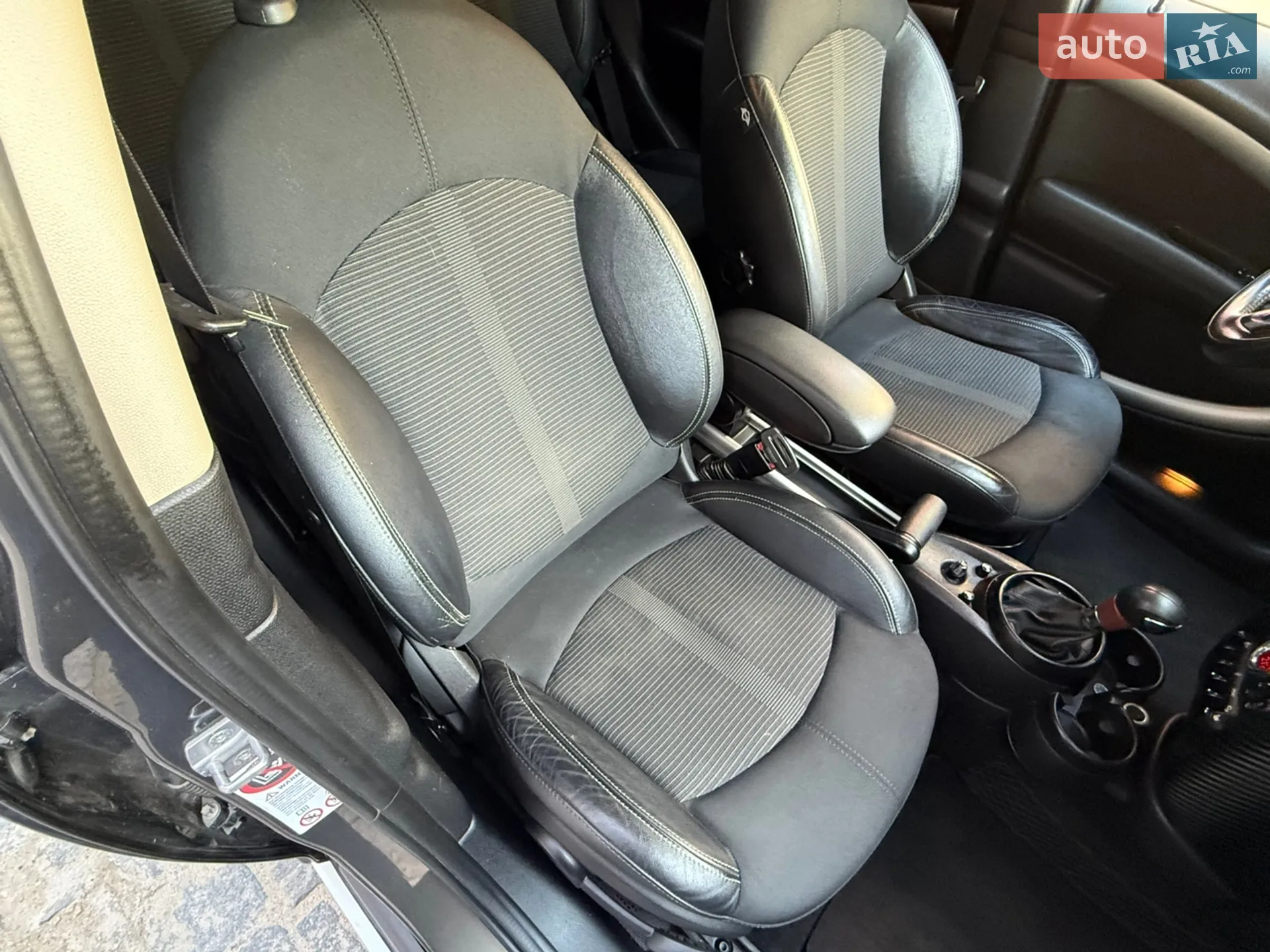 2013 MINI Cooper - мініатюра 91