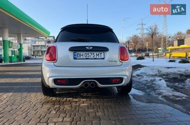 Хэтчбек MINI Cooper 2015 в Киеве