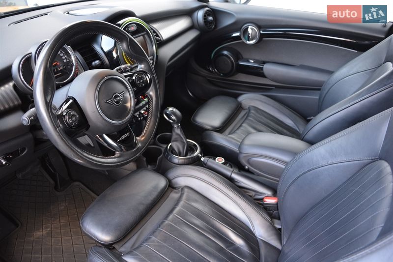 Хетчбек MINI Cooper 2016 в Києві