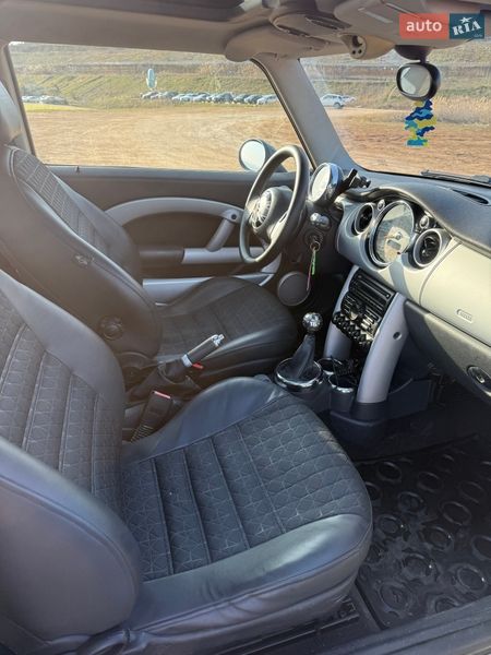 Хетчбек MINI Cooper 2001 в Одесі