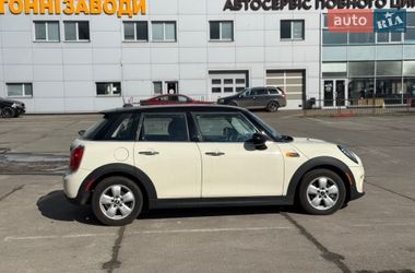 Хетчбек MINI Cooper 2017 в Києві