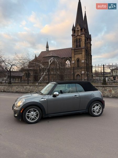 Хэтчбек MINI Cooper 2010 в Каменском
