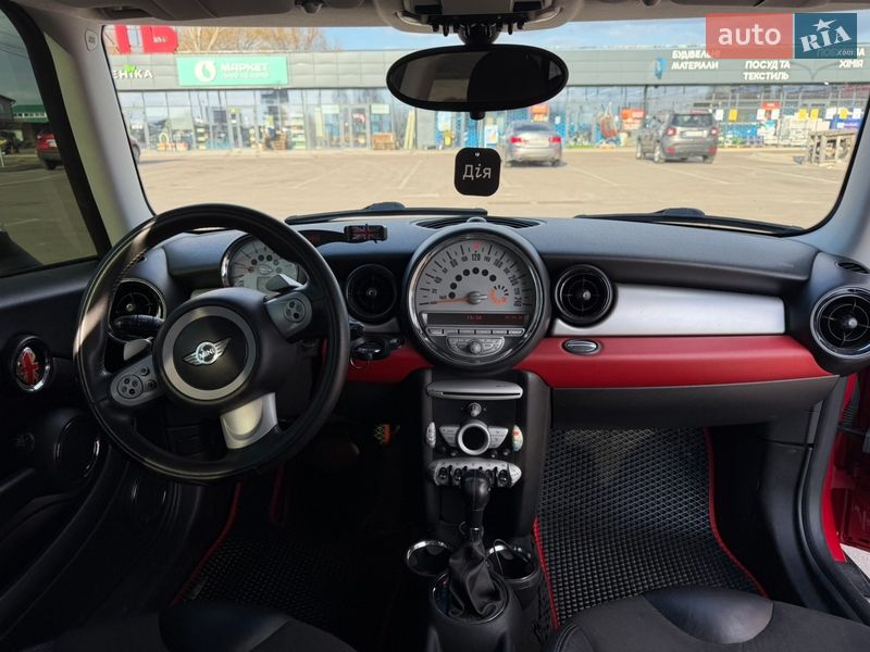 Хэтчбек MINI Cooper 2007 в Киеве