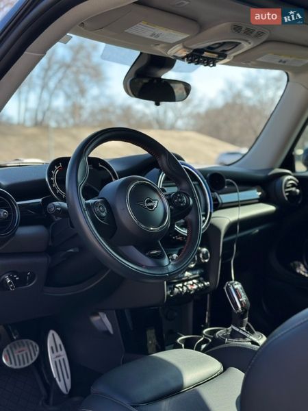 Хэтчбек MINI Cooper 2019 в Киеве