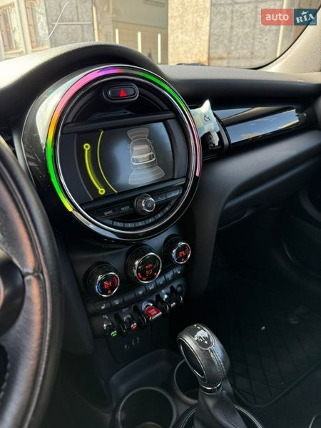 Хетчбек MINI Cooper 2016 в Полтаві фото 12 Хетчбек MINI Cooper 2016 в Полтаві
