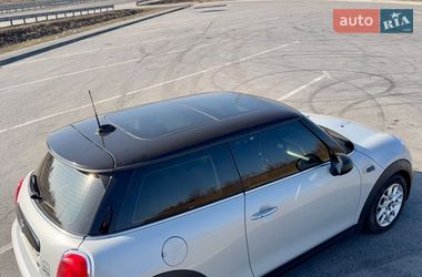 Хэтчбек MINI Cooper 2016 в Полтаве