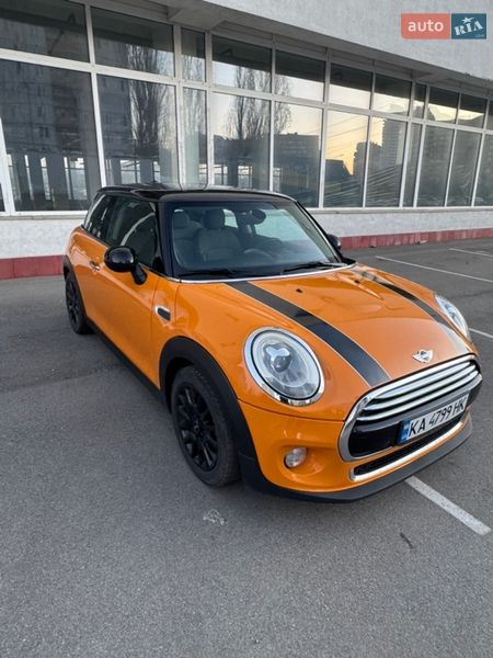 Хэтчбек MINI Cooper 2016 в Киеве