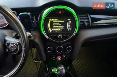 Хэтчбек MINI Cooper 2016 в Киеве