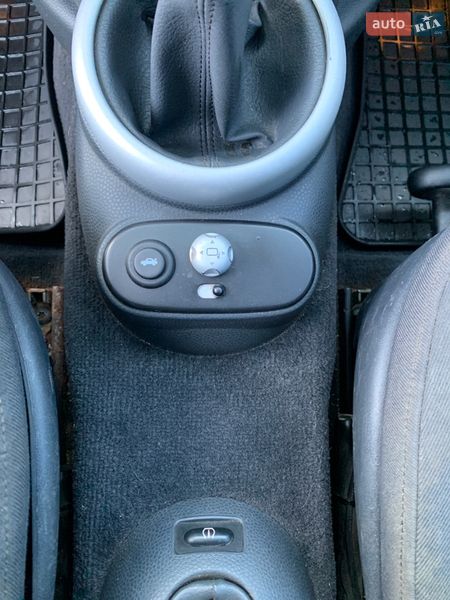 Хетчбек MINI Cooper 2003 в Богуславі