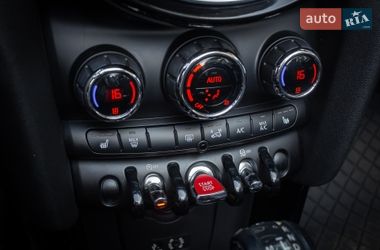Хэтчбек MINI Cooper 2016 в Киеве