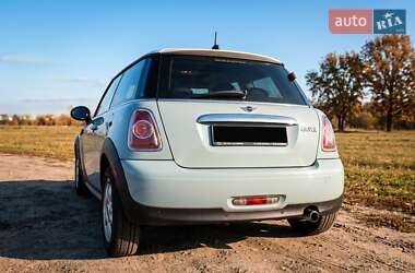 Хэтчбек MINI Cooper 2013 в Киеве