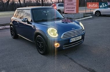 Хэтчбек MINI Cooper 2008 в Киеве фото Хэтчбек MINI Cooper 2008 в Киеве
