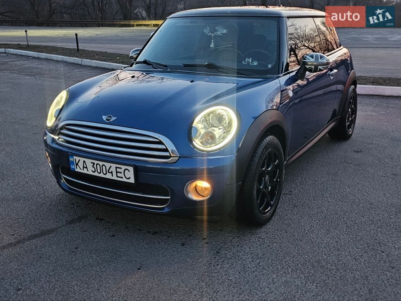 Хэтчбек MINI Cooper 2008 в Киеве фото 2 Хэтчбек MINI Cooper 2008 в Киеве