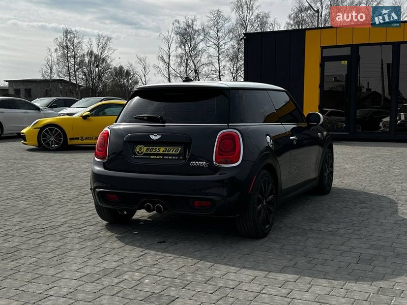 Хэтчбек MINI Cooper 2018 в Ивано-Франковске