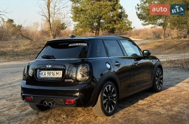 Хэтчбек MINI Cooper 2017 в Киеве