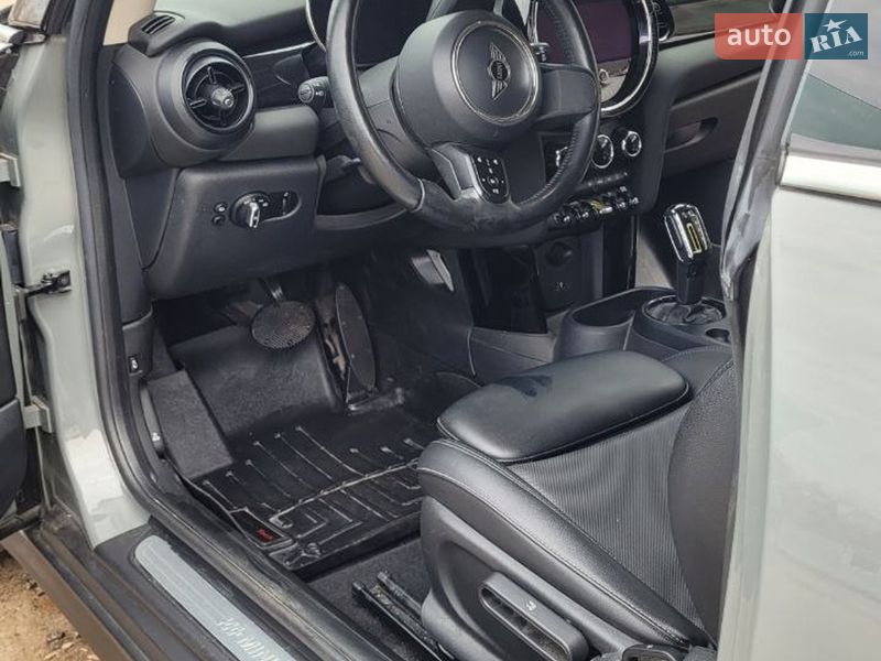 Хетчбек MINI Cooper 2021 в Києві фото 10 Хетчбек MINI Cooper 2021 в Києві