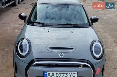 Хетчбек MINI Cooper 2021 в Києві фото 2 Хетчбек MINI Cooper 2021 в Києві
