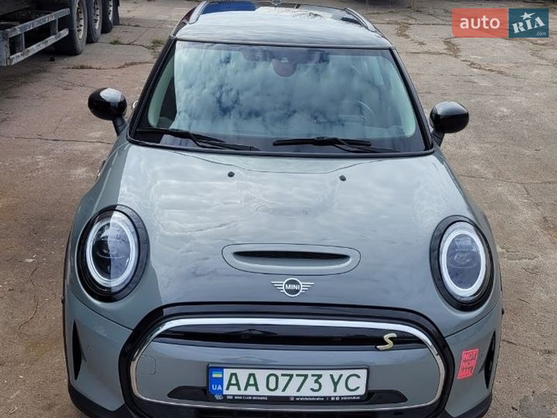 Хетчбек MINI Cooper 2021 в Києві фото 2 Хетчбек MINI Cooper 2021 в Києві