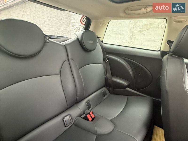 Хэтчбек MINI Cooper 2011 в Ирпене фото 10 Хэтчбек MINI Cooper 2011 в Ирпене