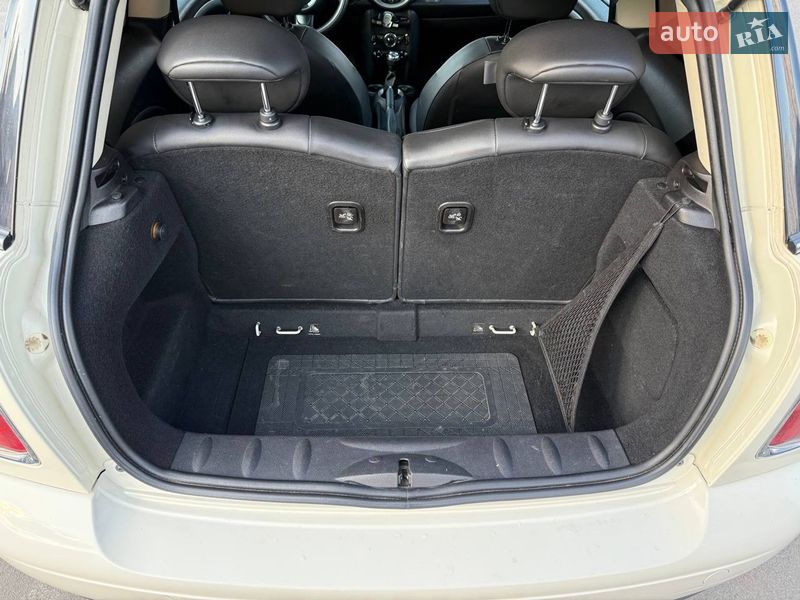 Хэтчбек MINI Cooper 2013 в Киеве