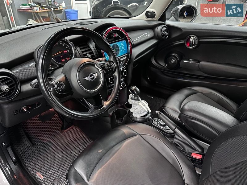 Хетчбек MINI Cooper 2016 в Львові фото 6 Хетчбек MINI Cooper 2016 в Львові