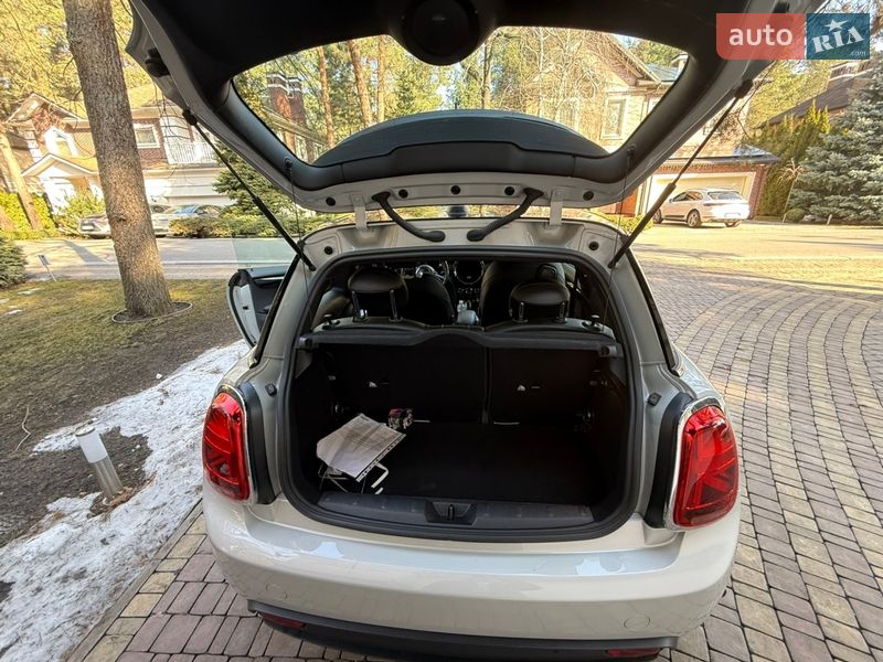 Хэтчбек MINI Cooper 2020 в Киеве