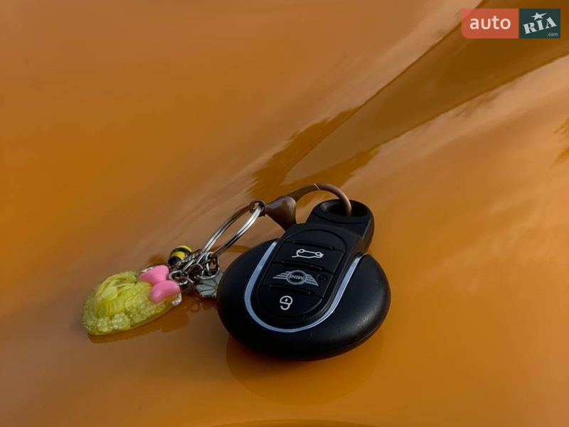 Хетчбек MINI Cooper 2016 в Новій Водолагі
