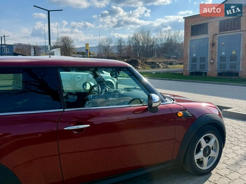 Хэтчбек MINI Cooper 2008 в Дрогобыче