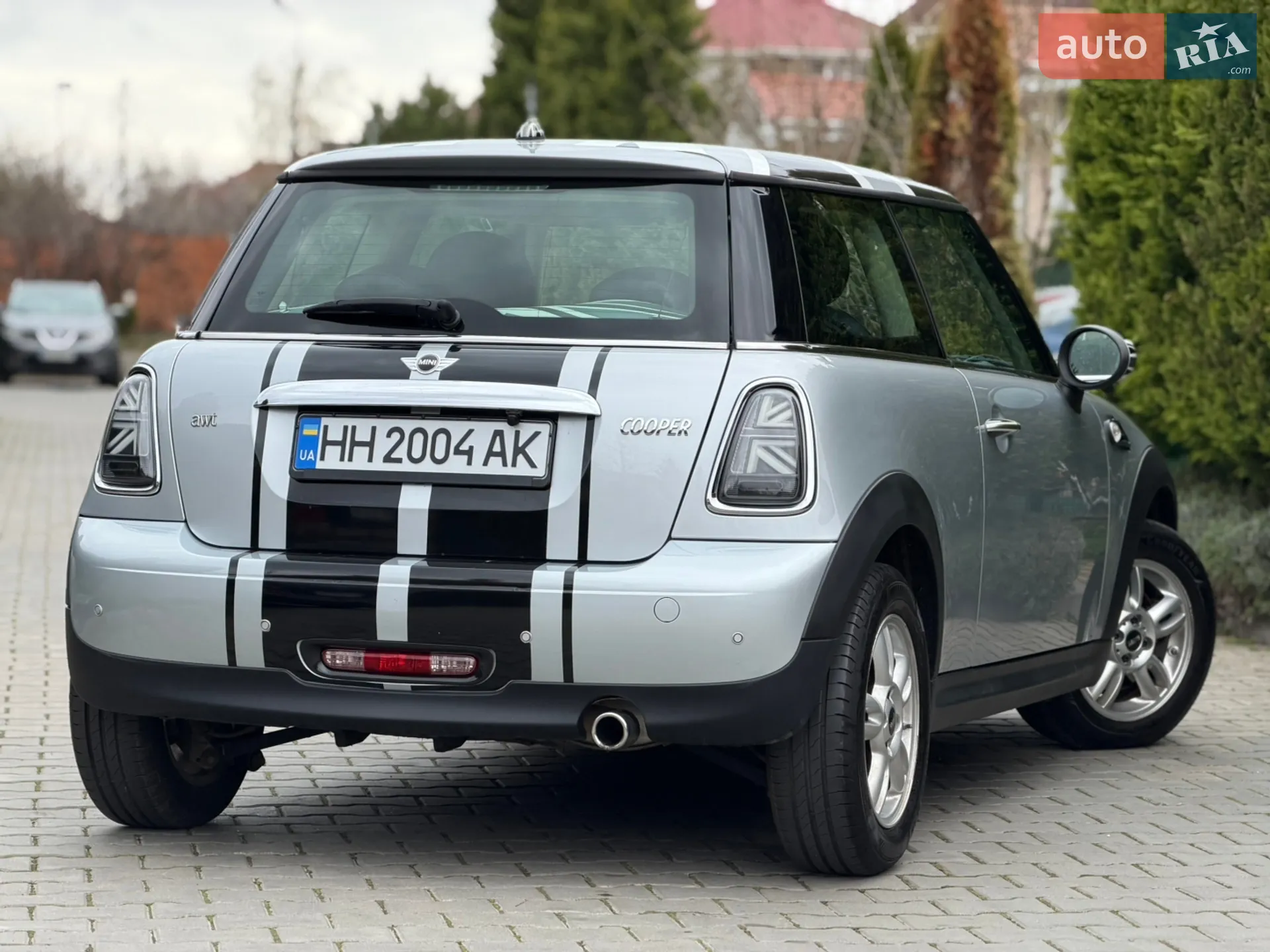 2010 MINI Cooper - мініатюра 2