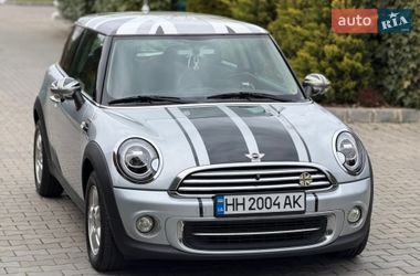 Хэтчбек MINI Cooper 2010 в Одессе