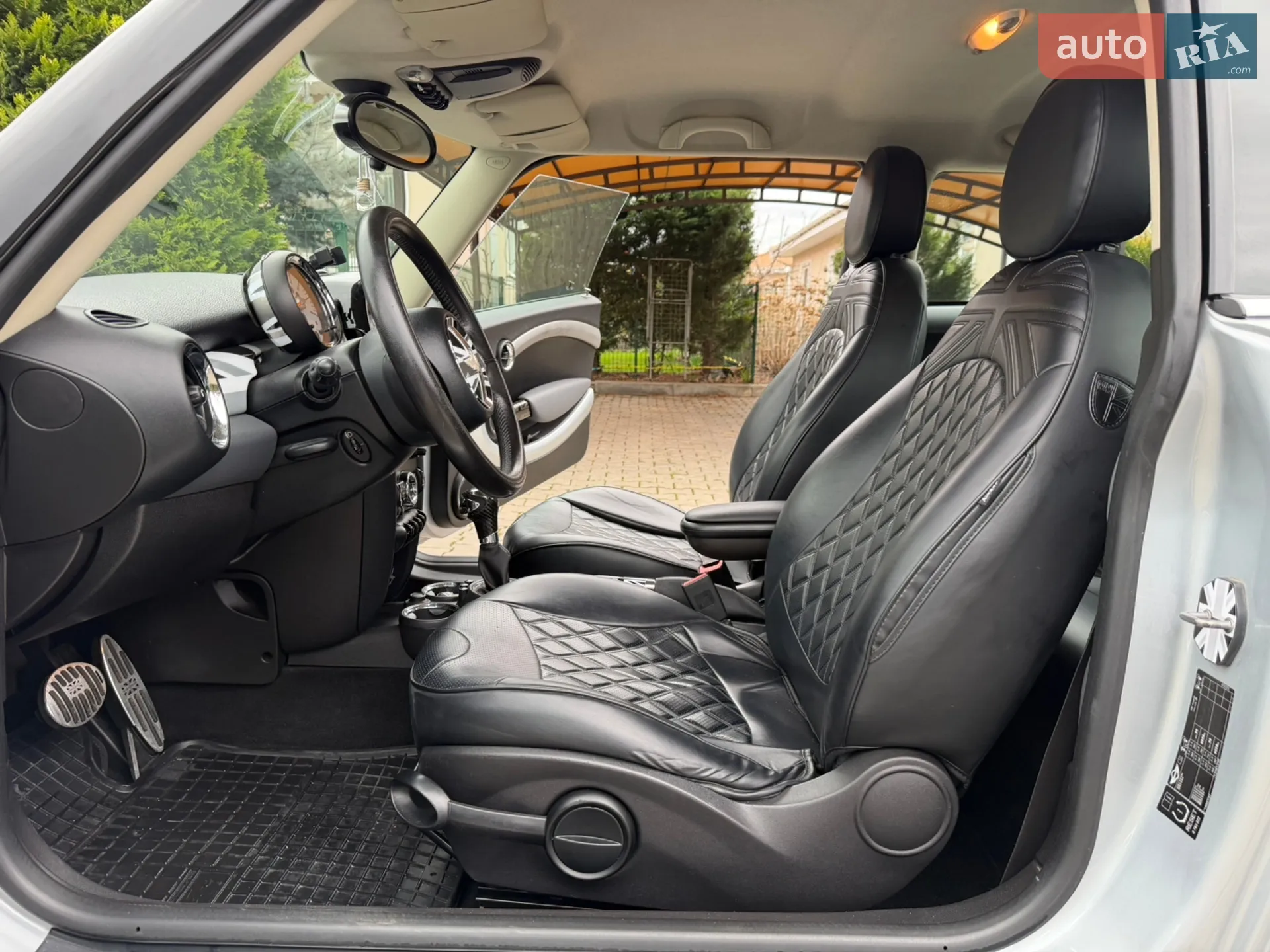 2010 MINI Cooper - мініатюра 34