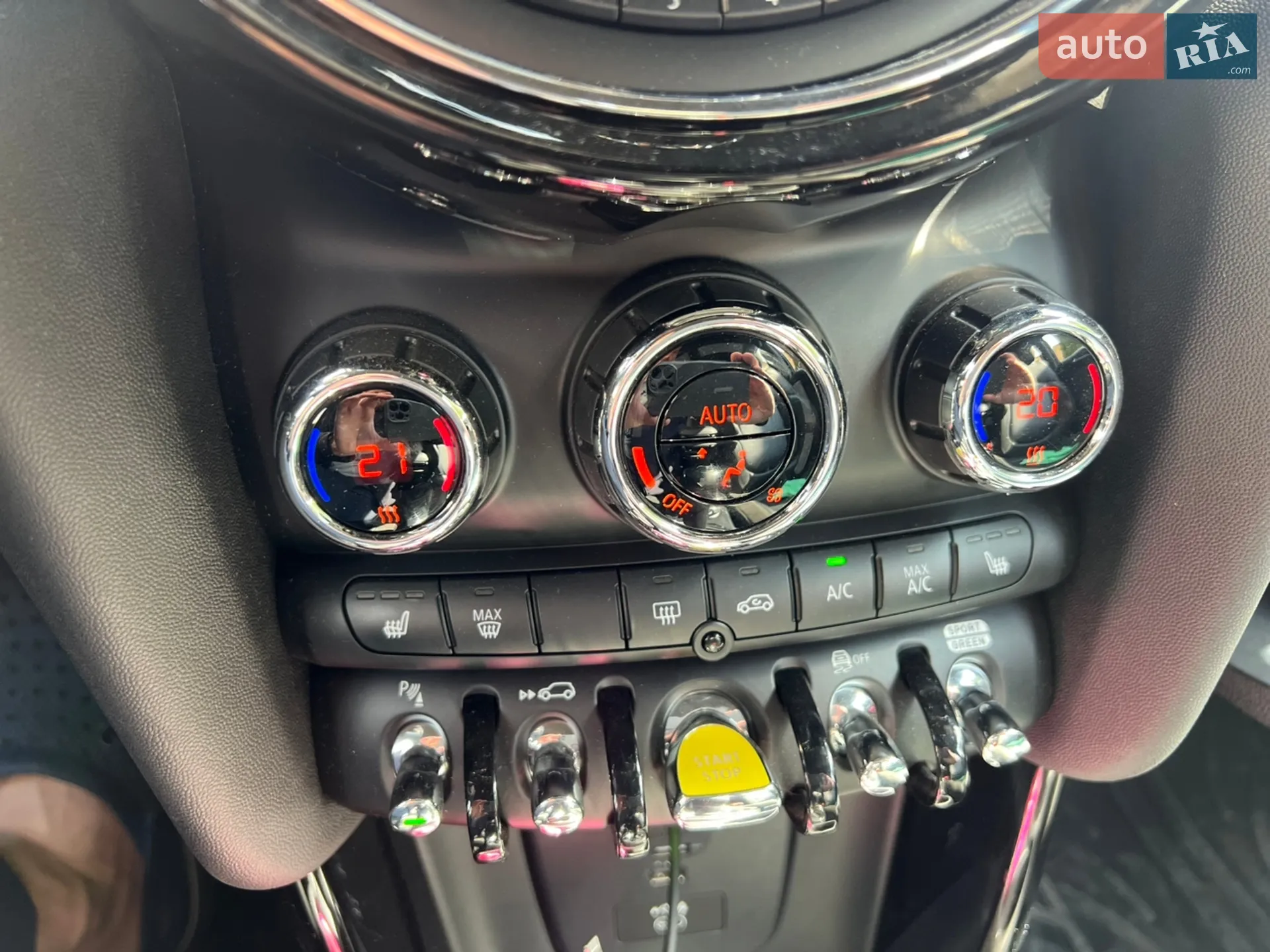 2020 MINI Cooper - мініатюра 15