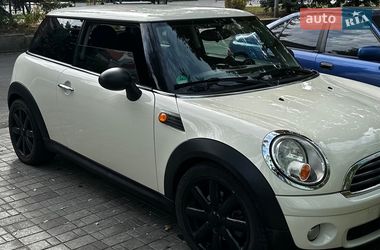 Хэтчбек MINI Cooper 2009 в Днепре Хэтчбек MINI Cooper 2009 в Днепре