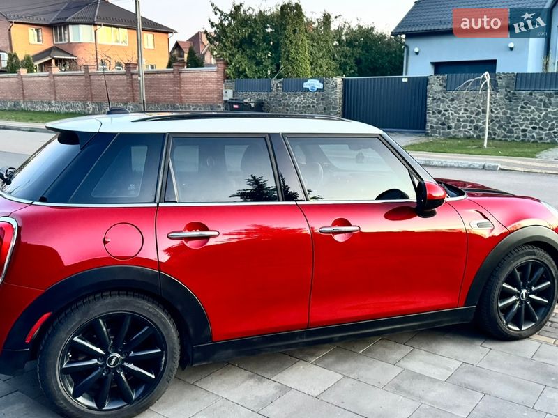 Хэтчбек MINI Cooper 2016 в Софиевской Борщаговке фото 4 Хэтчбек MINI Cooper 2016 в Софиевской Борщаговке